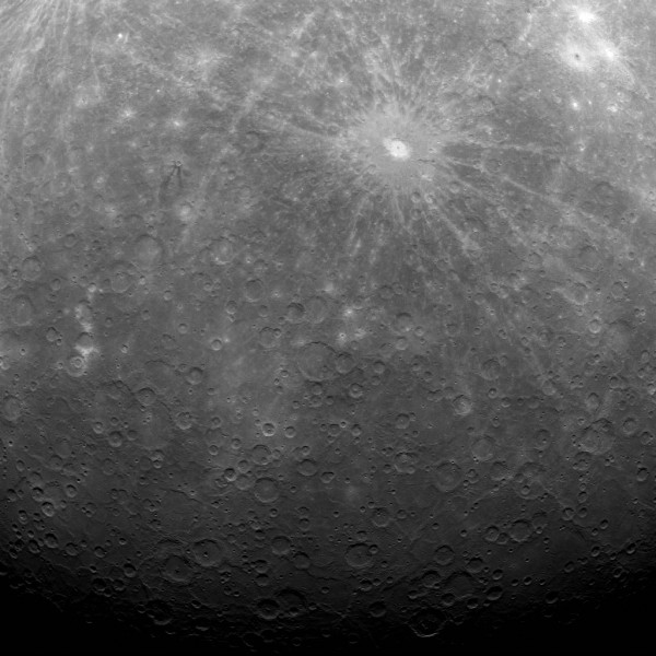Esimene Merkuuri orbiidil tehtud foto